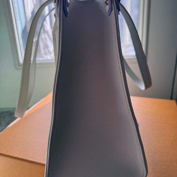 Empreinte Monogram Giant Onthego MM Latte Bubble Tea - Picture 7 of 13